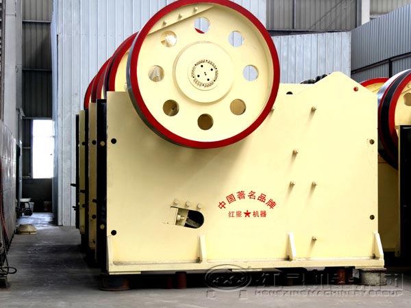 礦石破碎機(jī)設(shè)備如何選擇？河南破碎機(jī)廠家
