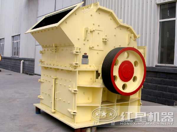 PXJ800×600型石灰石高產(chǎn)細(xì)碎機(jī)_小功率，大能力，值得一看