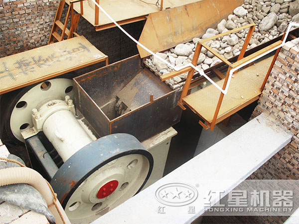 鄂式碎石機(jī)報(bào)價(jià)分析，去哪個(gè)廠購(gòu)買(mǎi)好？