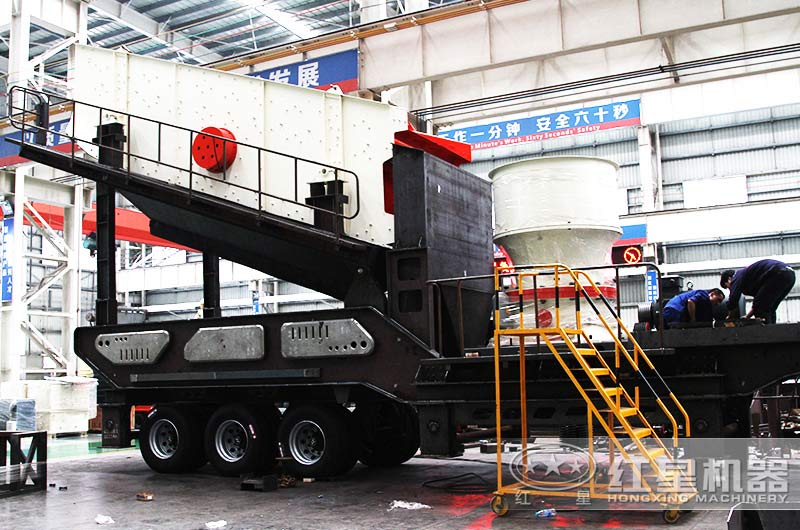 紅星礦機(jī)生產(chǎn)車(chē)間一角