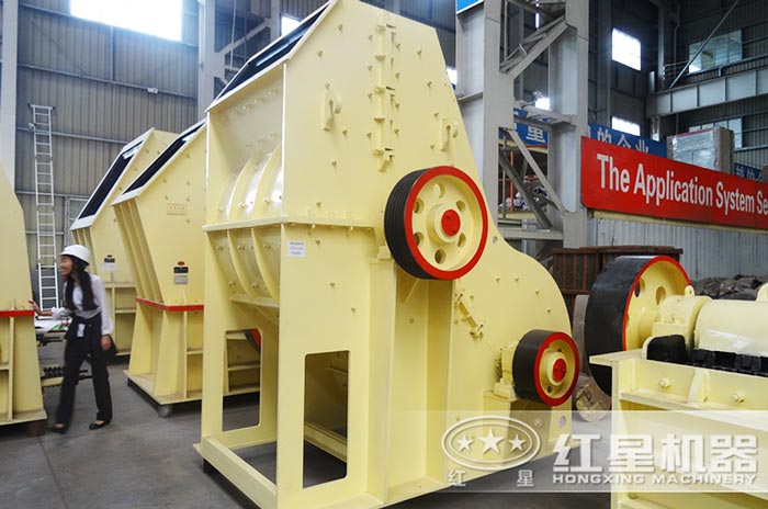 煤矸石磚廠用什么粉碎機(jī)好？推薦雙級(jí)粉碎機(jī)，無(wú)篩底，效率更高